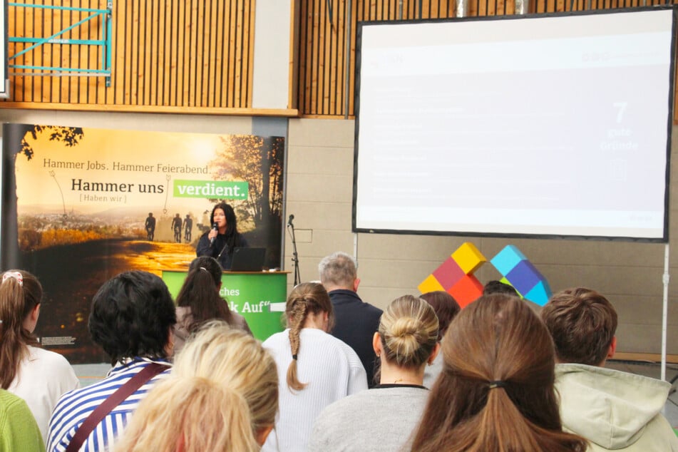 Neben hilfreichen Vorträgen finden auf der Messe auch Workshops und Expertengespräche statt.