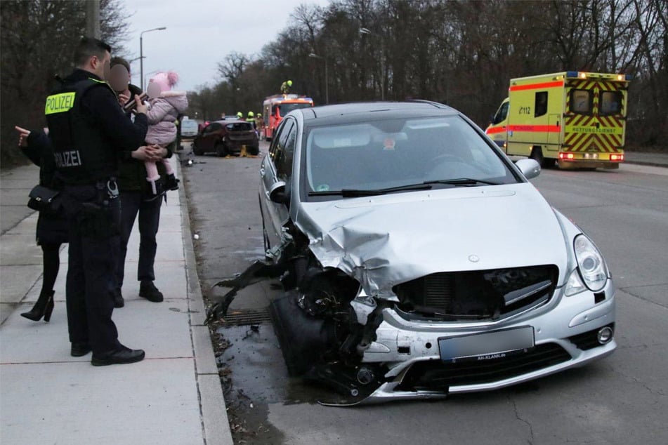 Die Berliner Polizei stellte nach einem Unfall 1,5 Promille bei einem Familienvater fest.