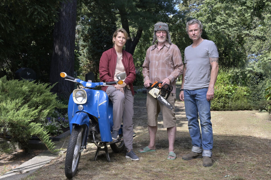 2020 standen Valerie Niehaus (48, v.l.), Ernst Stötzner (71) und Dirk Borchardt (51) das erste Mal für die Film-Reihe vor der Kamera.