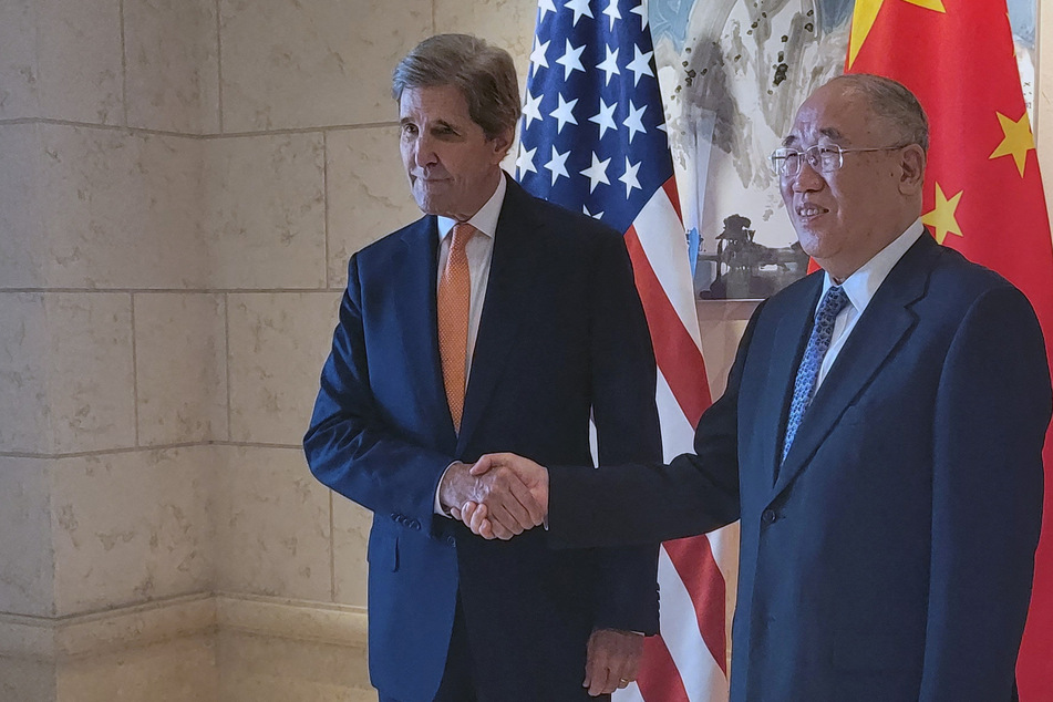 US climate envoy John Kerry meets with Chinese counterpart in Beijing