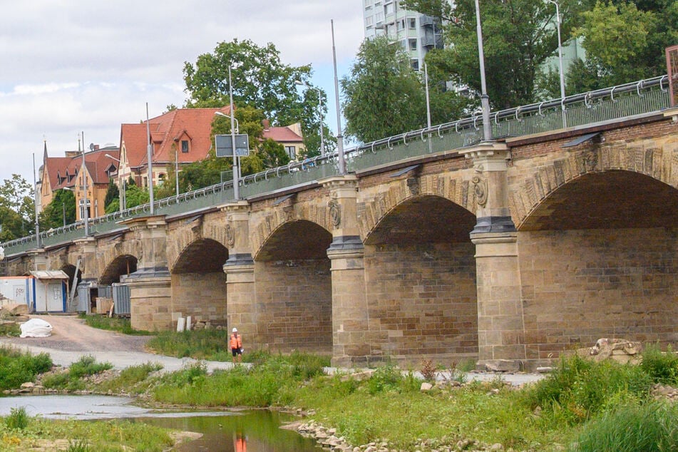 Die Anna-Ebert-Brücke wird für mehrere Monate gesperrt.