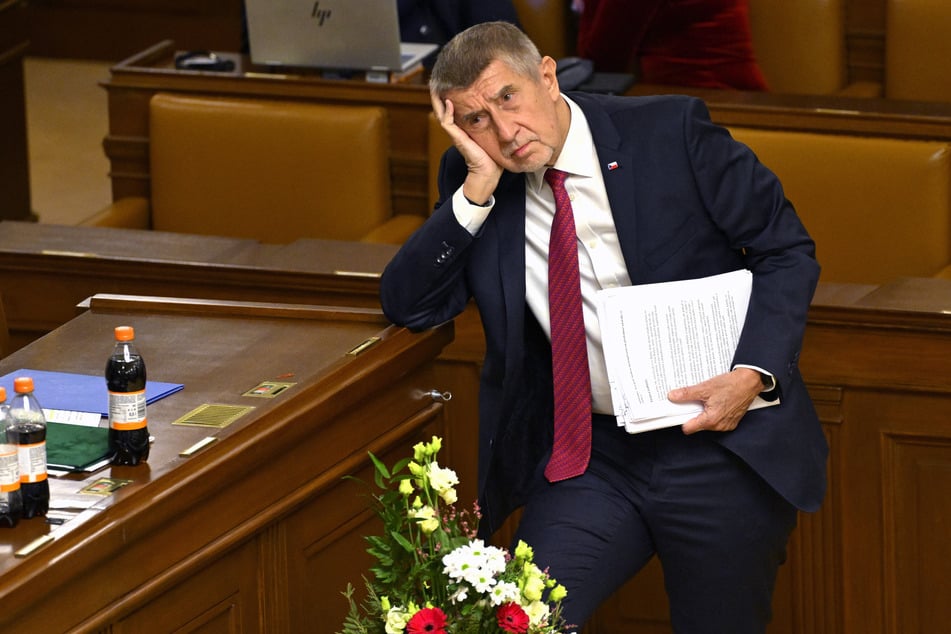 Der tschechische Ministerpräsident Andrej Babiš (71) hat sich einen Globus zugelegt, um den Grönland-Konflikt besser verstehen zu können. (Archivfoto)