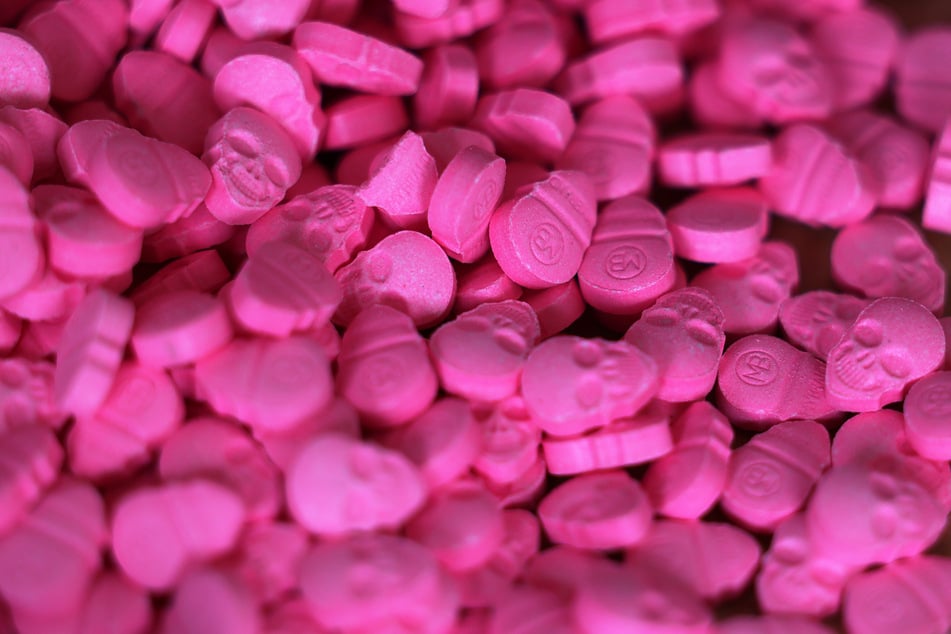 Unter anderem über 1100 Ecstasy-Pillen konnten sichergestellt werden. (Symbolfoto)