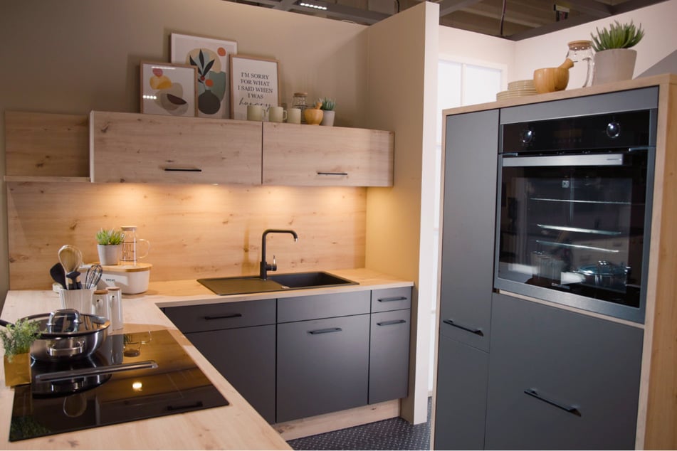 Diese und viele weitere schöne Küchen können bei MÖBEL MARTIN individuell zusammengestellt werden.