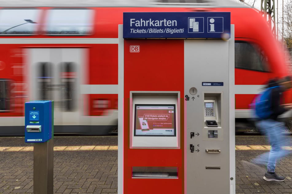 Ticketautomaten wie diese verschwinden zusehends.