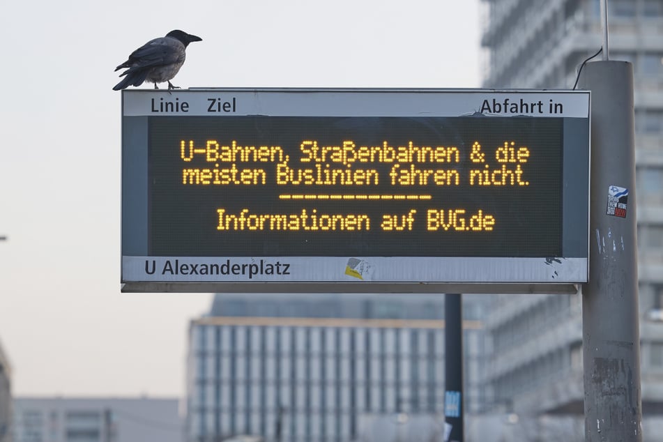 Berliner müssen noch bis Freitagnachmittag auf die BVG verzichten.