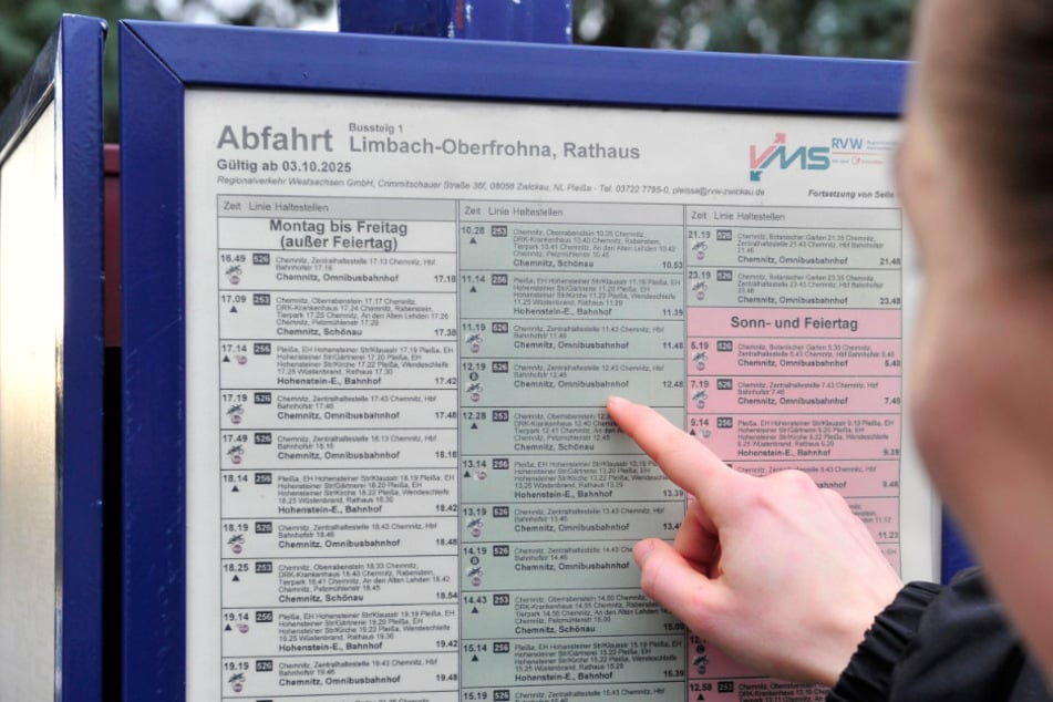 Über Verbindungen müssen sich Fahrgäste weiterhin per Fahrplanaushang informieren.