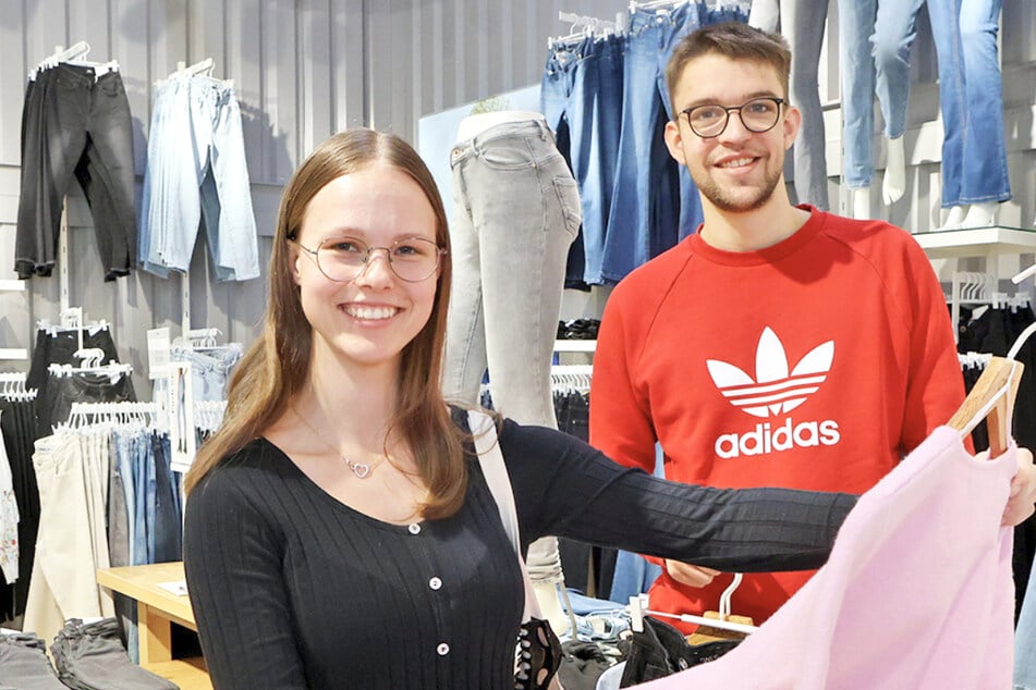 Frühlingszeit ist Shopping-Zeit: Die aktuellen Frühlingstrends gibt's in den Marken-Outlets Schwarzheide-Mitte zu günstigen Preisen.