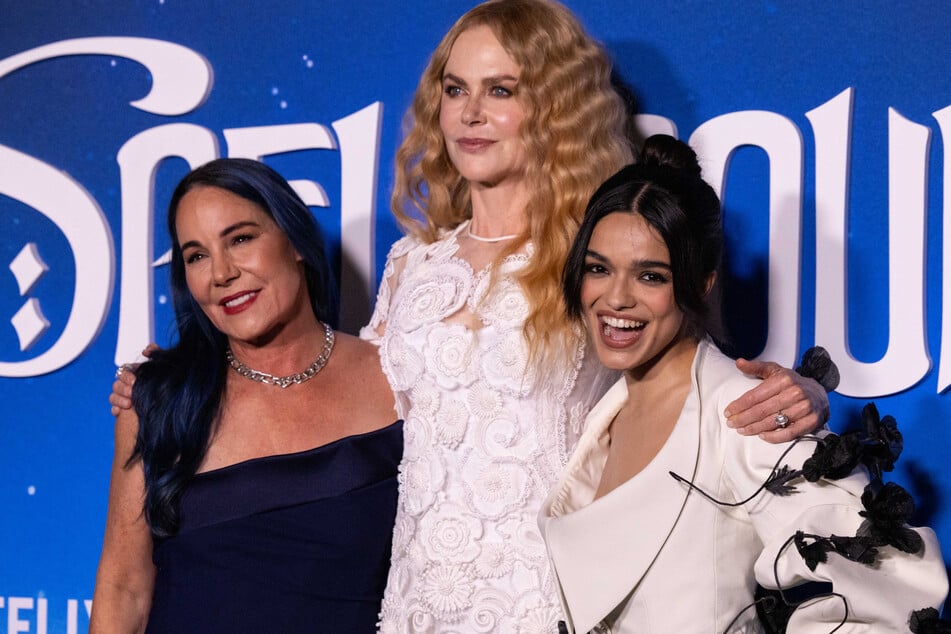 (From l. to r.) Spellbound director Vicky Jenson and stars Nicole Kidman and Rachel Zegler attend the movie's premiere in New York.