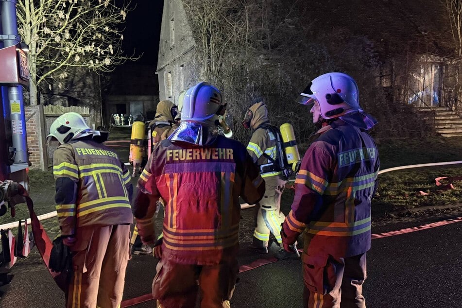 Insgesamt rückten 24 Einsatzkräfte mit sieben Fahrzeugen an.