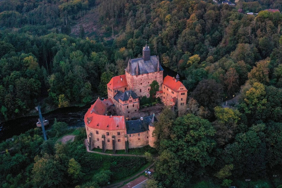 Burg Kriebstein im Abendlicht. Alle Gebäude Sachsens werden im digitalen 3D-Modell des Freistaates abgebildet werden.