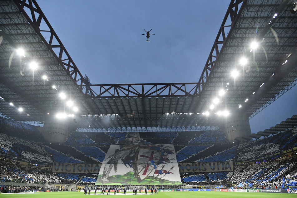 Vor allem beim "Derby della Madonnina" der beiden Stadtrivalen Inter und AC kocht das San Siro - wie hier beim CL-Halbfinale im Mai 2023.