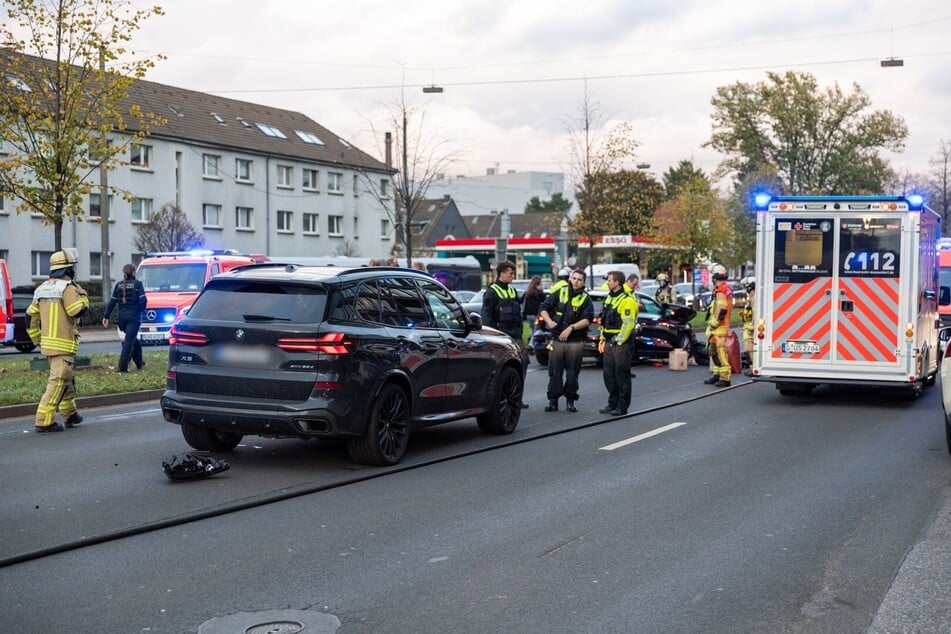 Insgesamt Fünf Personen wurden bei dem Unfall verletzt, eine davon schwer.