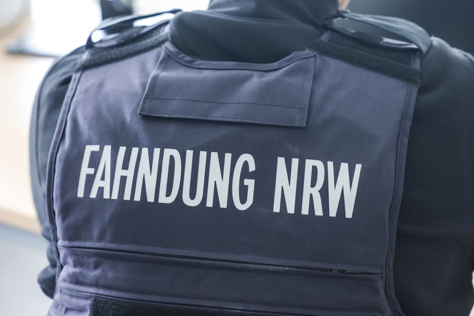 Die Steuerfahnder durchsuchten Immobilien an mehreren Orten in Nordrhein-Westfalen. (Symbolfoto)