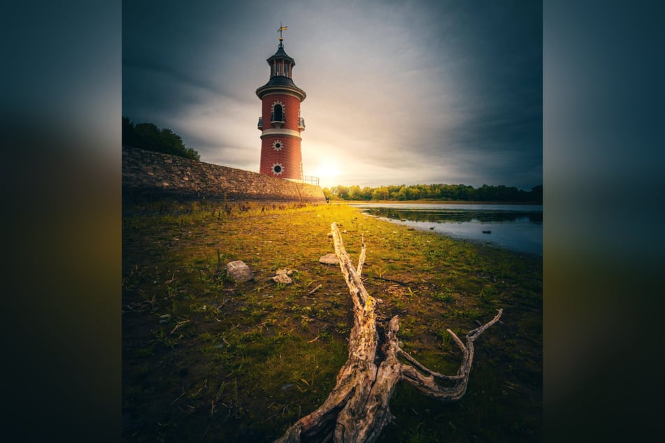 Der bekannte Leuchtturm in Moritzburg wurde 1780 erbaut.