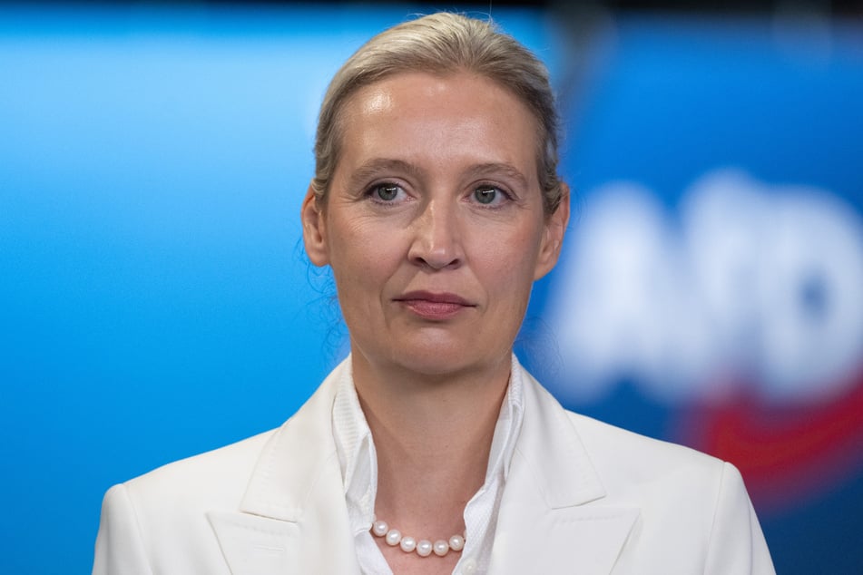 Die AfD-Vorsitzende Alice Weidel (47) findet erwartungsgemäß keine netten Worte zu Jens Spahn.