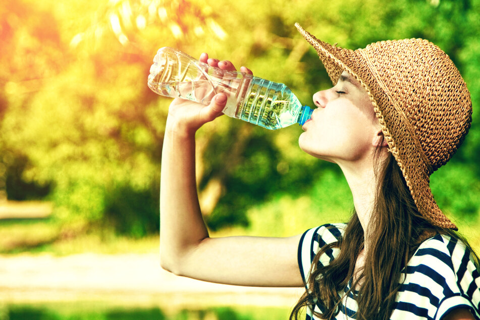 Die gefühlten Temperaturen in Hessen überstiegen am Freitag teilweise die 38-Grad-Marke (Symbolbild).