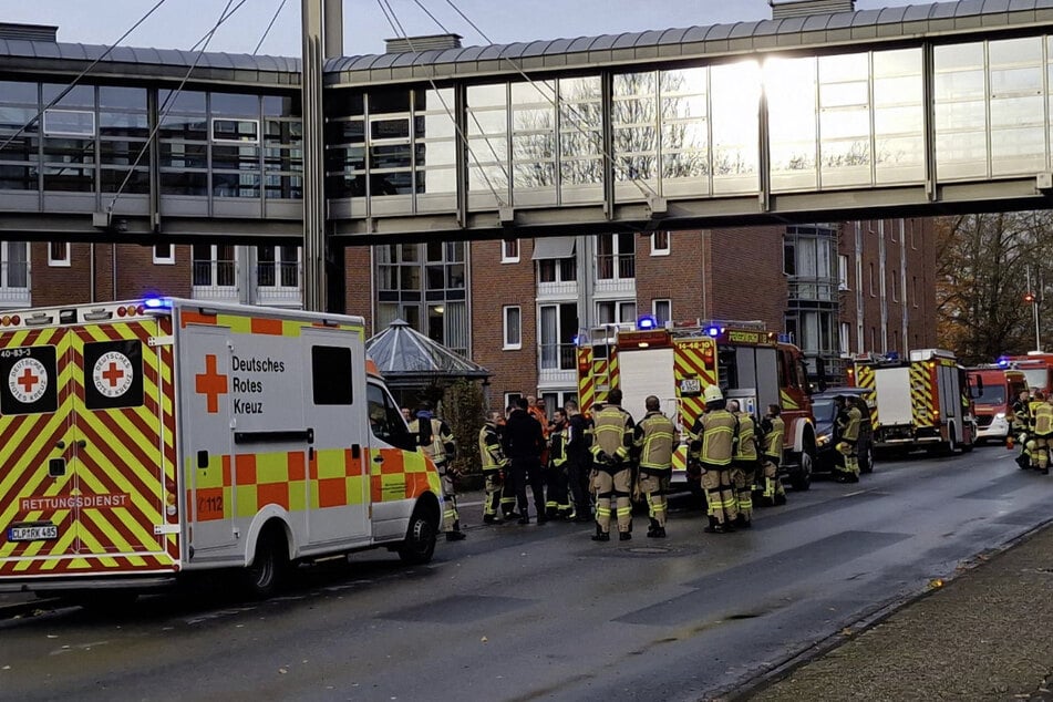 Verheerender Brand in Pflegeheim! Eine Person tot, 30 verletzt