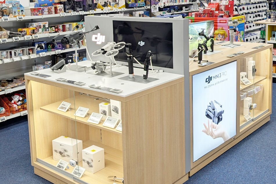 Aus Saturn wurde MediaMarkt: Zum Start gibt's viele Sonderangebote.