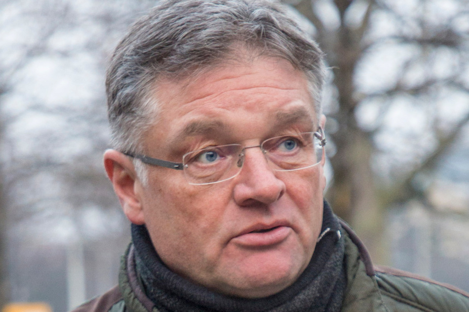 Holger Zastrow (53, FDP) wirbt mit einem Schreiben bei den anderen Fraktionsvorsitzenden um Unterstützung.