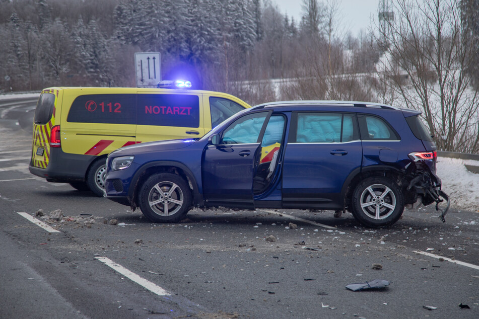 Schwerer Unfall in Putzkau: vier Personen verletzt