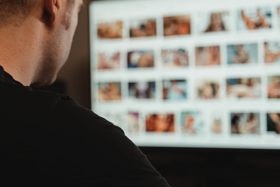 Der 32-Jährige soll mittels einer KI von Kindern, die in der Kita betreut wurden, pornografische Bilder angefertigt haben. (Symbolfoto)