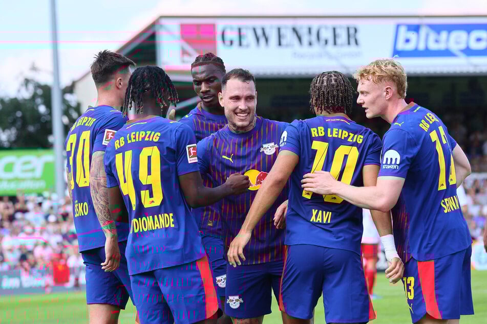 Beim ersten Test der Vorbereitung gegen Meuselwitz (3:0) konnten die Spieler von RB Leipzig schon einen Sieg bejubeln.