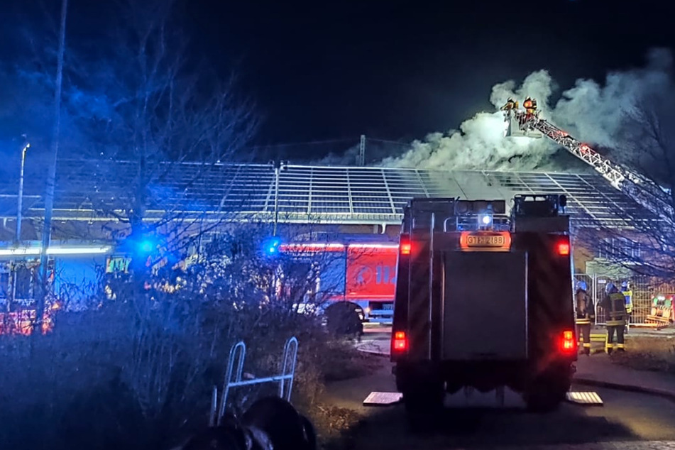 Brandserie seit Juli: Wieder Feuer im Gothaer Autopark