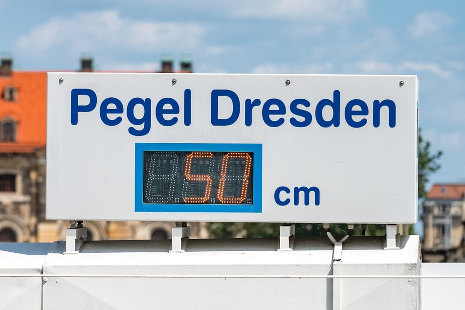 Stundenweise sank der Pegel sogar unter 50 Zentimeter in Dresden.