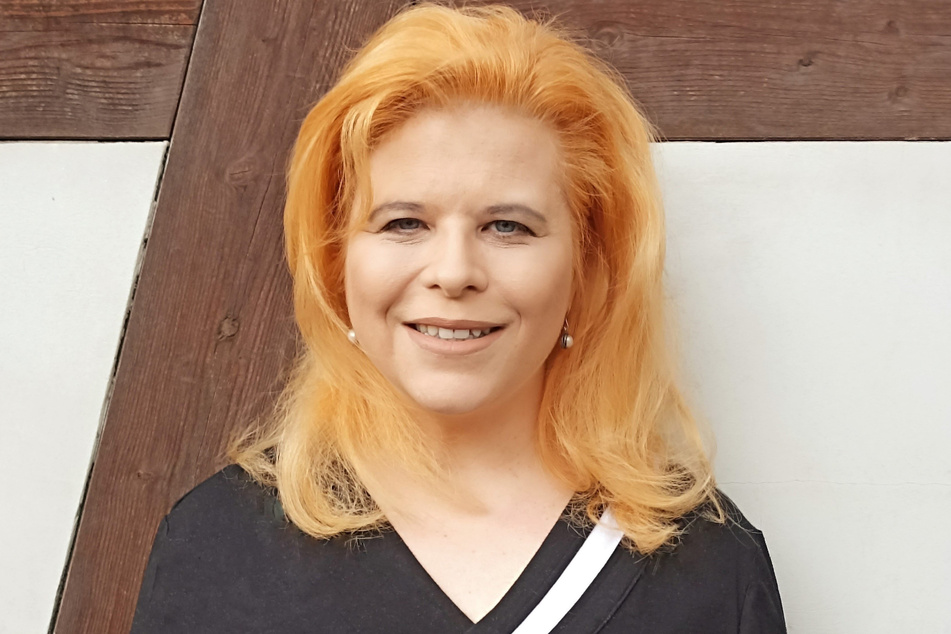 Sängerin und Moderatorin Imme Tröger ist die neue Stimme im MDR-Sachsenradio bei "Exquisit - Das Ostmagazin".