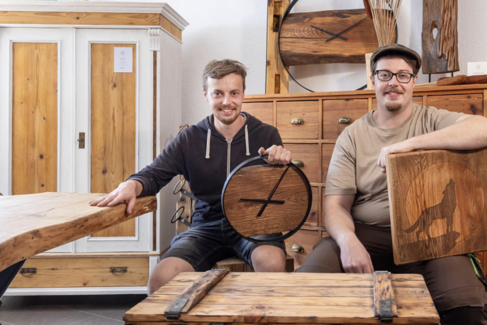 Geschäftsidee aus dem Erzgebirge: Diese Brüder retten alte Möbel