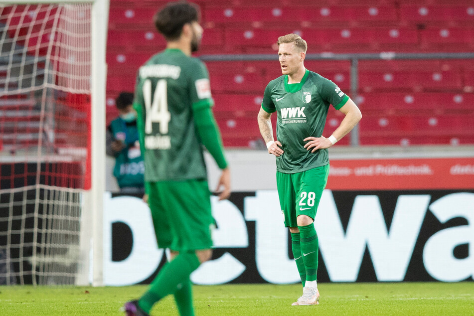 Augsburg zeigt kein schlechtes Spiel, dennoch müssen Jan Moravek (l.) und André Hahn einen weiteren Rückschlag hinnehmen.