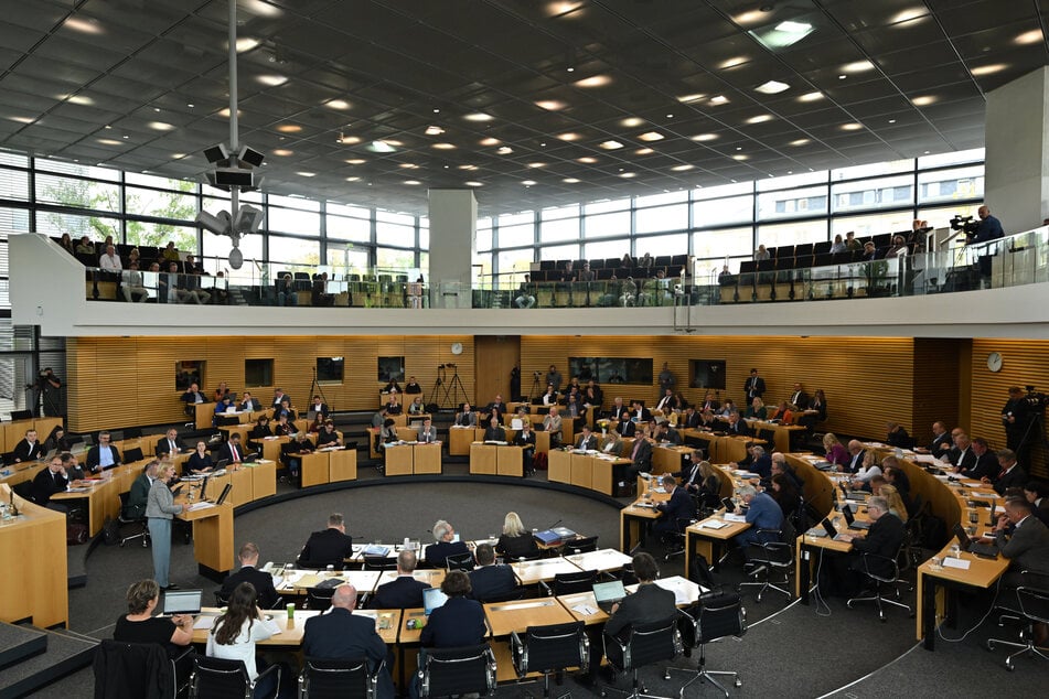 Im Thüringer Landtag gibt es noch immer keine Einigung zum Doppelhaushalt 2026/27.