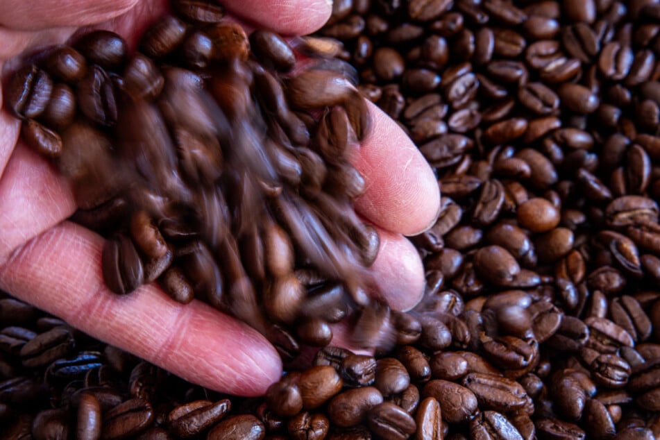 Zoff mit Tchibo: Hat Aldi seinen Bohnenkaffee verscherbelt?