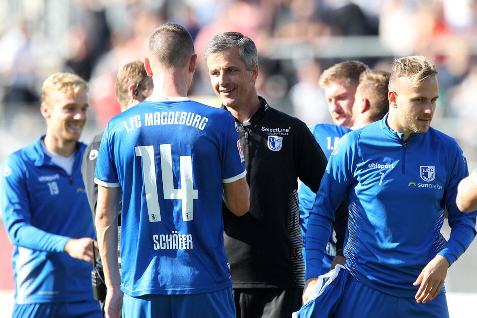 Auch beim 1. FC Magdeburg trug sich Jens Härtel (in Schwarz) in die Geschichtsbücher ein.