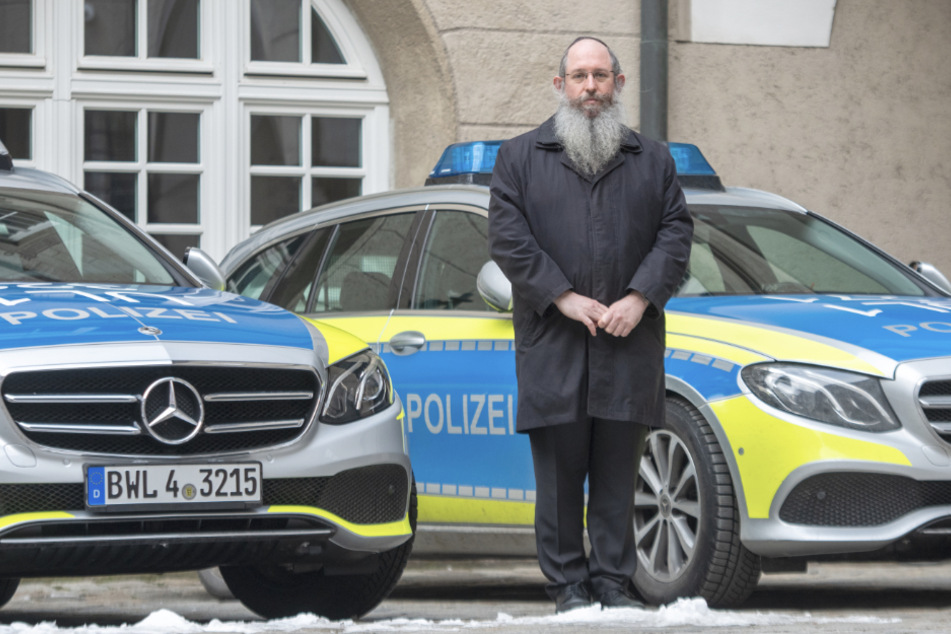 Deutschlands erste Polizeirabbiner nehmen ihren Dienst auf
