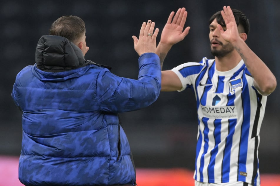 Omar Alderete (28, r.) wechselte in der Saison 2020/2021 zu Hertha BSC.
