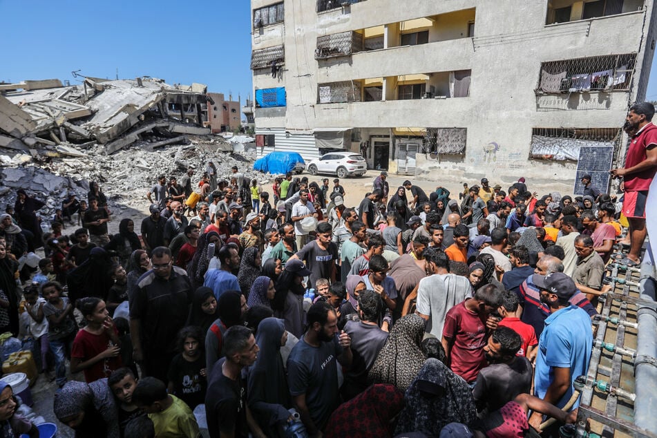 Bei israelischen Angriffen im Gazastreifen hat es palästinensischen Angaben zufolge erneut viele Tote gegeben.