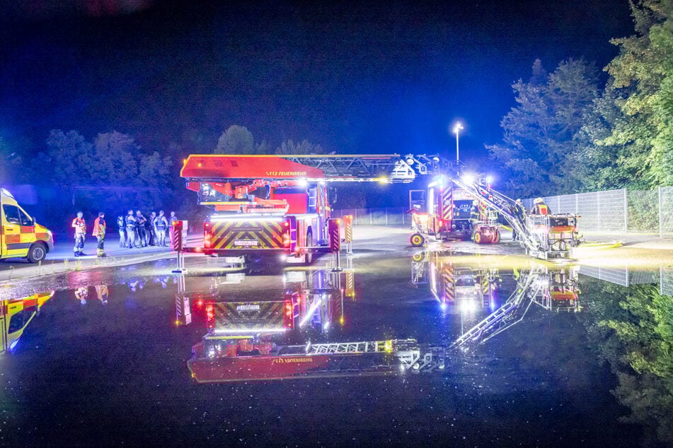 Rettungsdienst, Polizei und Feuerwehr befanden sich im Einsatz.