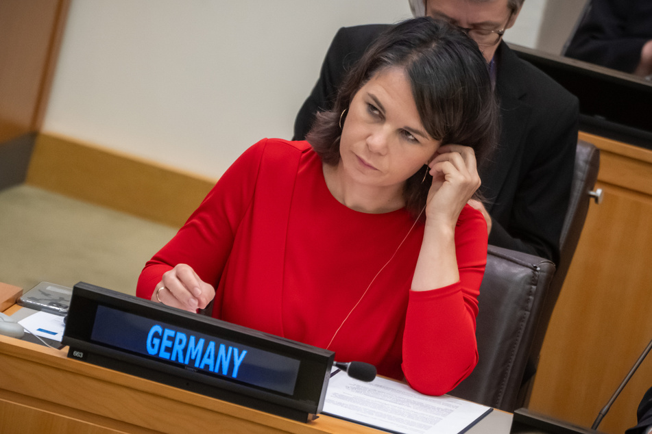 Macht die deutsche Außenministerin Annalena Baerbock (42, Grüne) zu wenig, um die Deutschen, die sich als Geiseln der Hamas-Terroristen im Gazastreifen befinden, freizubekommen?