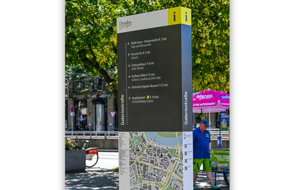 Die Ratsfraktion von Team Zastrow kritisiert die Ausgaben für die Touristen-Stelen.