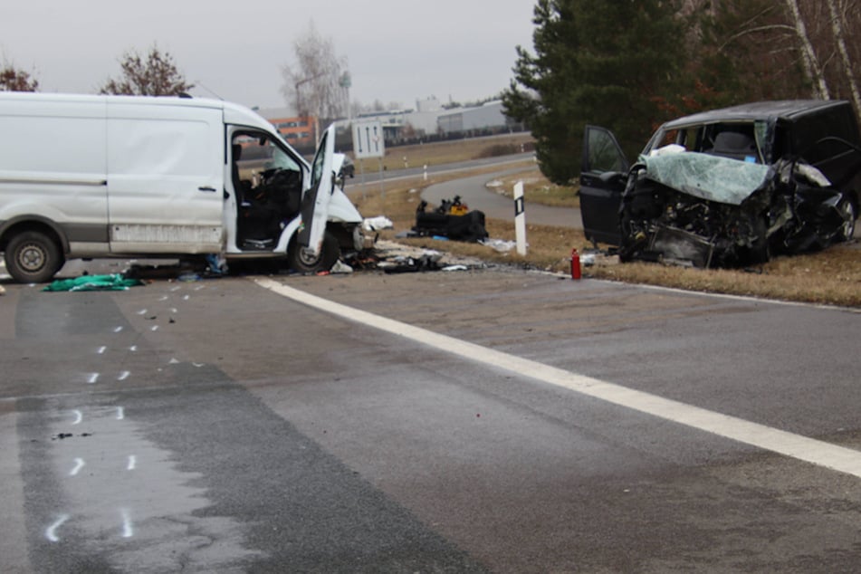 Der VW-Fahrer starb noch vor Ort.