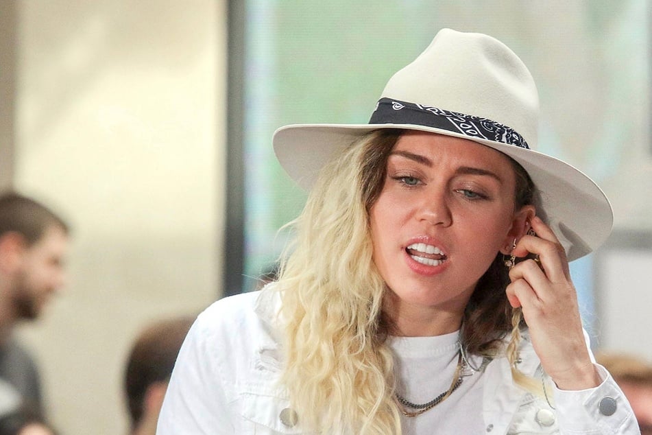 Miley Cyrus says vegan diet is bad for her brain
