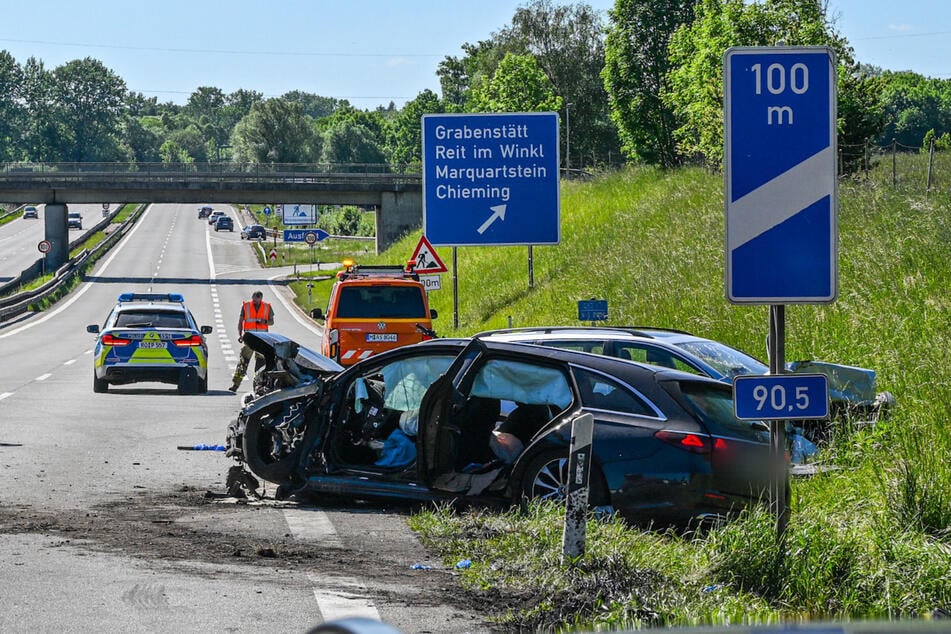 Zwei weitere Autos wurden in den Unfall durch den Falschfahrer verwickelt.