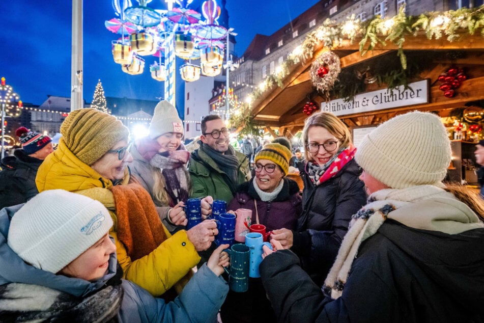 Schon weit vor Beginn des Weihnachtsmarktes sorgt die diesjährige Ausschreibung für Stress in Chemnitz.