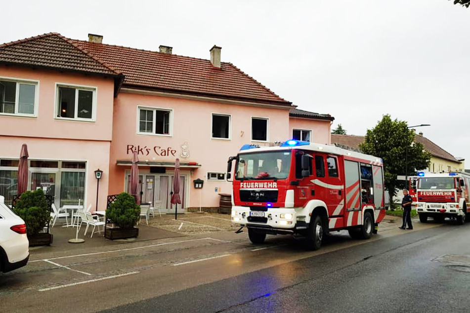 Als die Feuerwehr anrückte, gab es schon nichts mehr zu löschen.