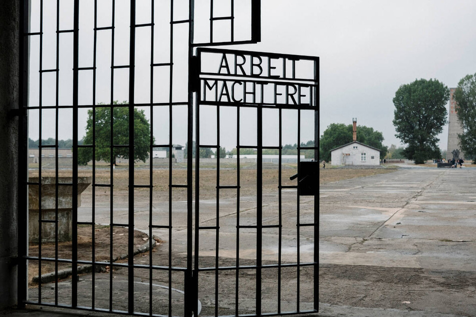 Die "Nachtwölfe" sollen auch einen Besuch der KZ-Gedenkstätte Sachsenhausen in Oranienburg geplant haben.