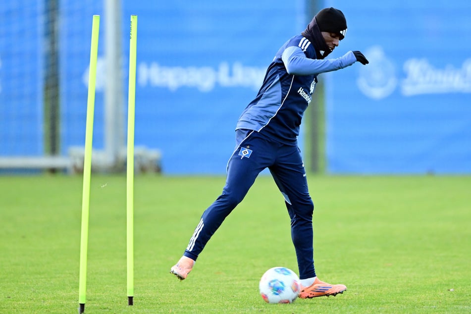 Jean-Luc Dompé (30) trainiert derzeit abseits der Mannschaft.
