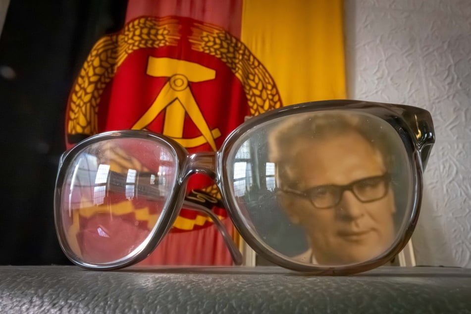 Diese Lesebrille im DDR-Museum Gelenau soll von Erich Honecker stammen. Ein Pastor stellte sie dem Museum zur Verfügung.