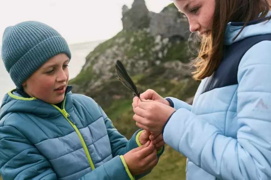 Ausverkauf bei INTERSPORT: So günstig gibt's Kinder Outdoor-Kleidung